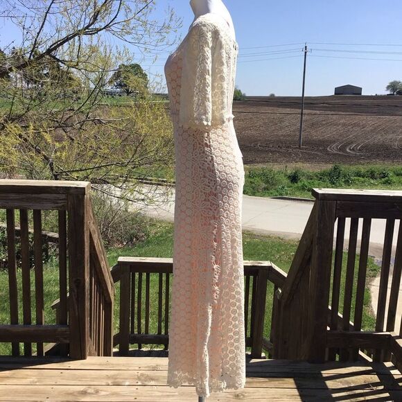 BCBGMaxAzria Crochet Bohemian Off-White With Orange Lining Style Maxi Dress Sz 6 - Picture 3 of 15